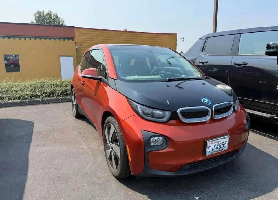 2014 BMW i3 - Image 2 of 2