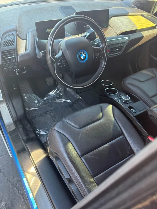 2014 BMW i3 - Image 11 of 18