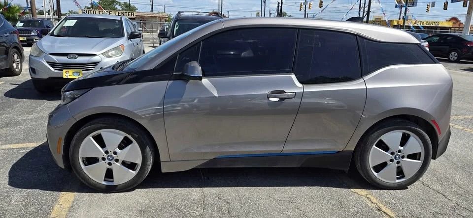 2014 BMW i3 - Image 2 of 20