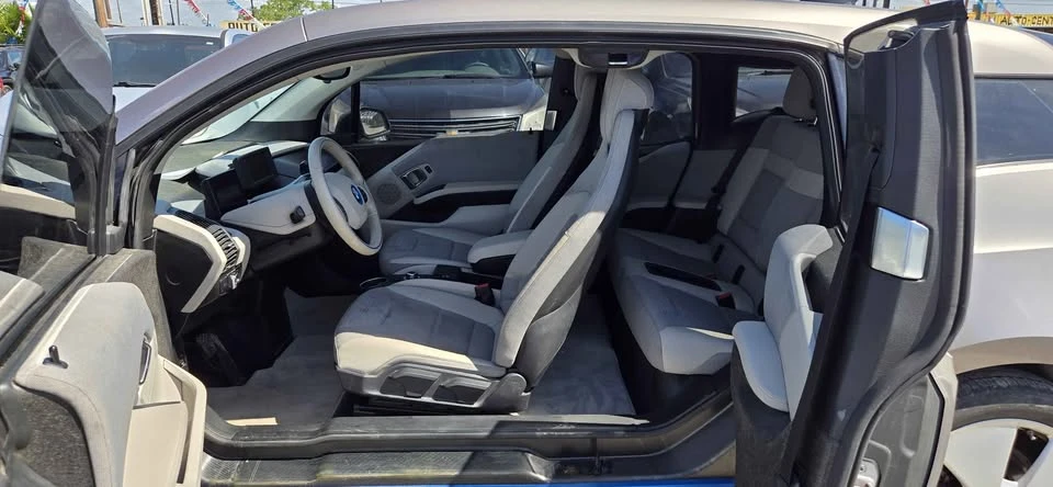 2014 BMW i3 - Image 15 of 20