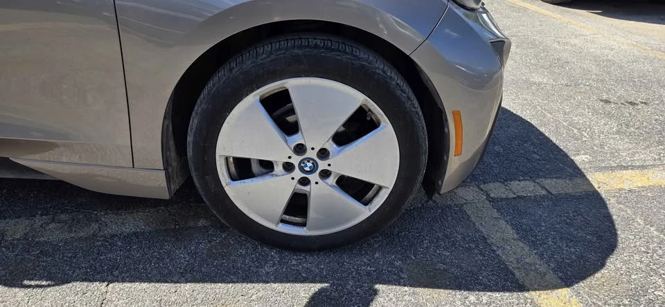 2014 BMW i3 - Image 9 of 20