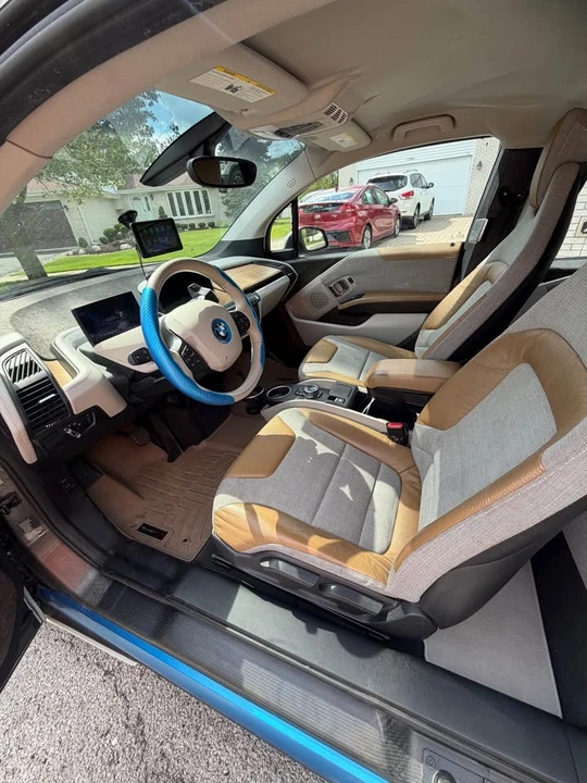 2014 BMW i3 - Image 9 of 20