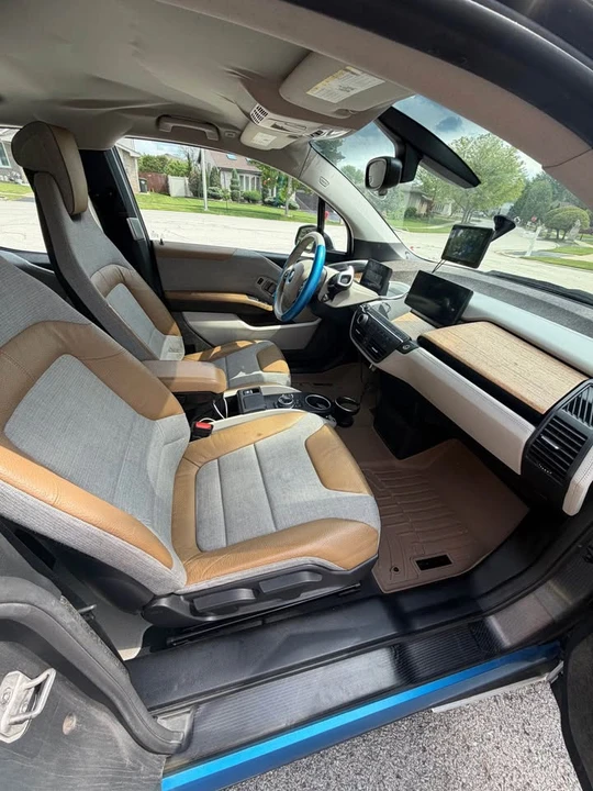 2014 BMW i3 - Image 10 of 20