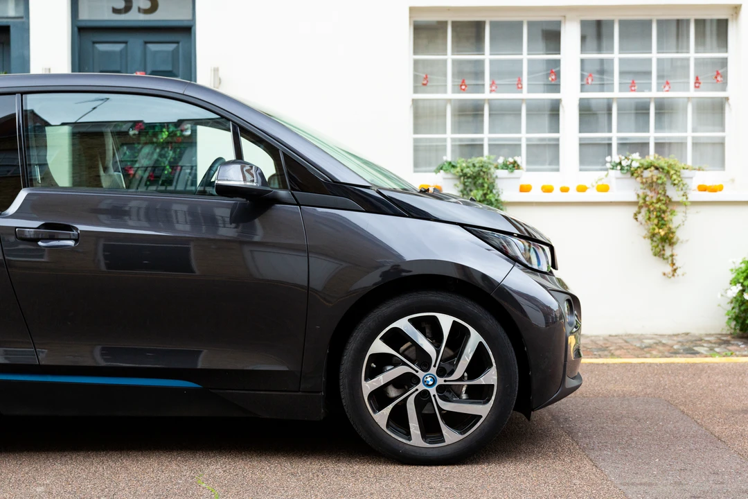 2014 BMW i3 - Image 19 of 31