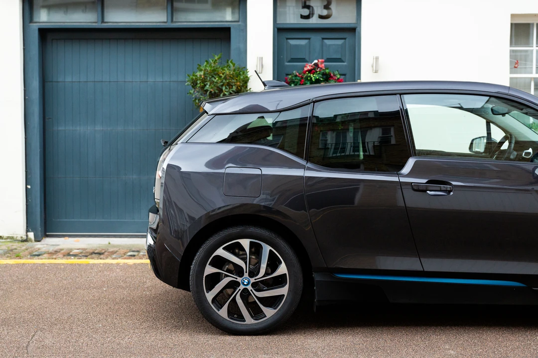 2014 BMW i3 - Image 22 of 31