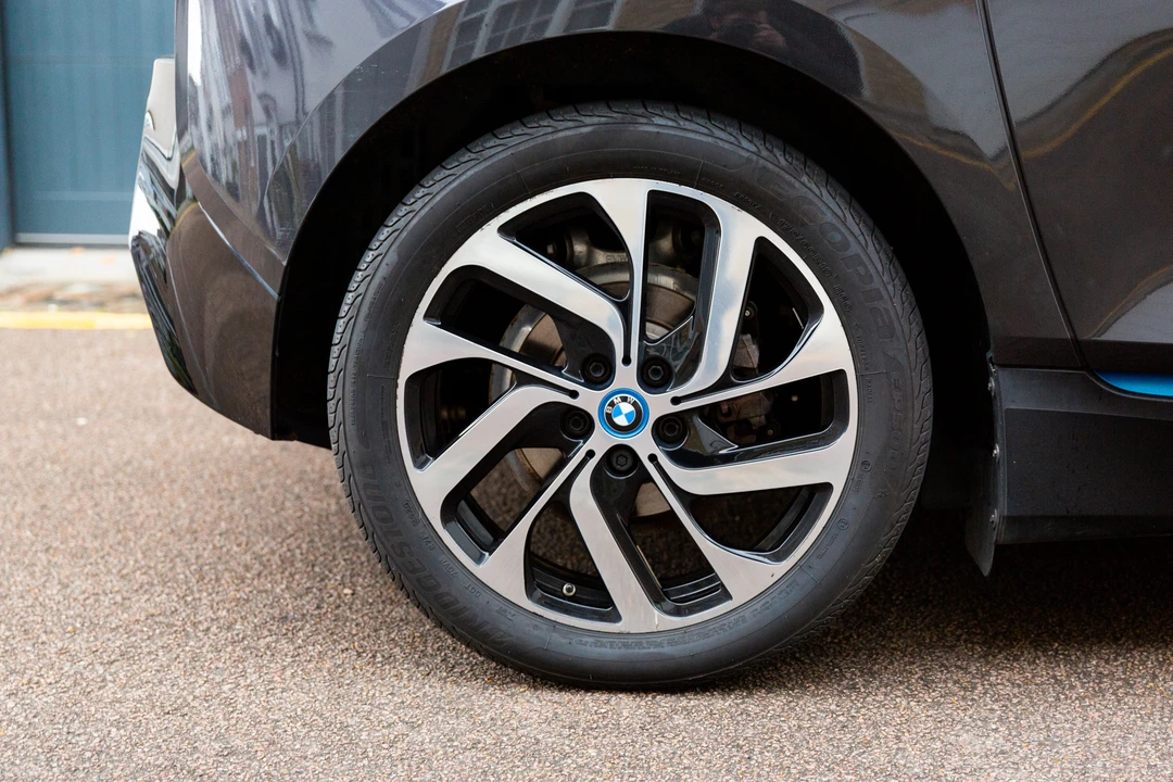 2014 BMW i3 - Image 23 of 31