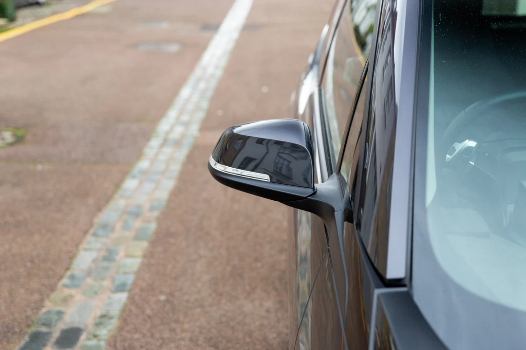 2014 BMW i3 - Image 25 of 31