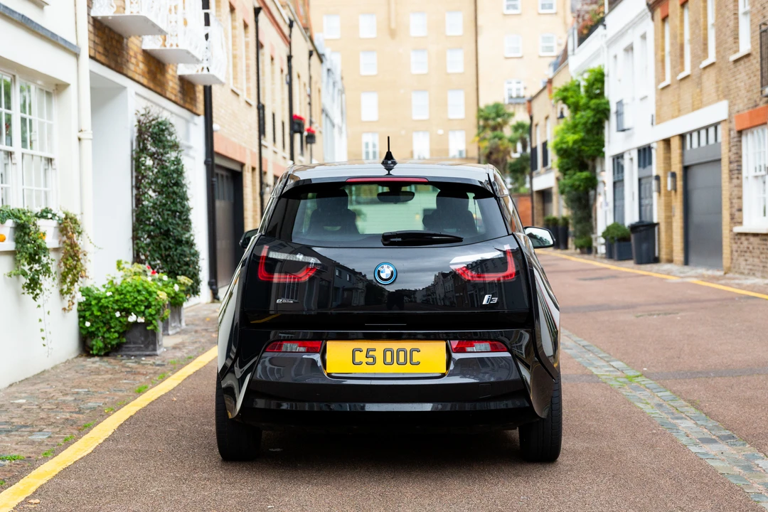 2014 BMW i3 - Image 29 of 31