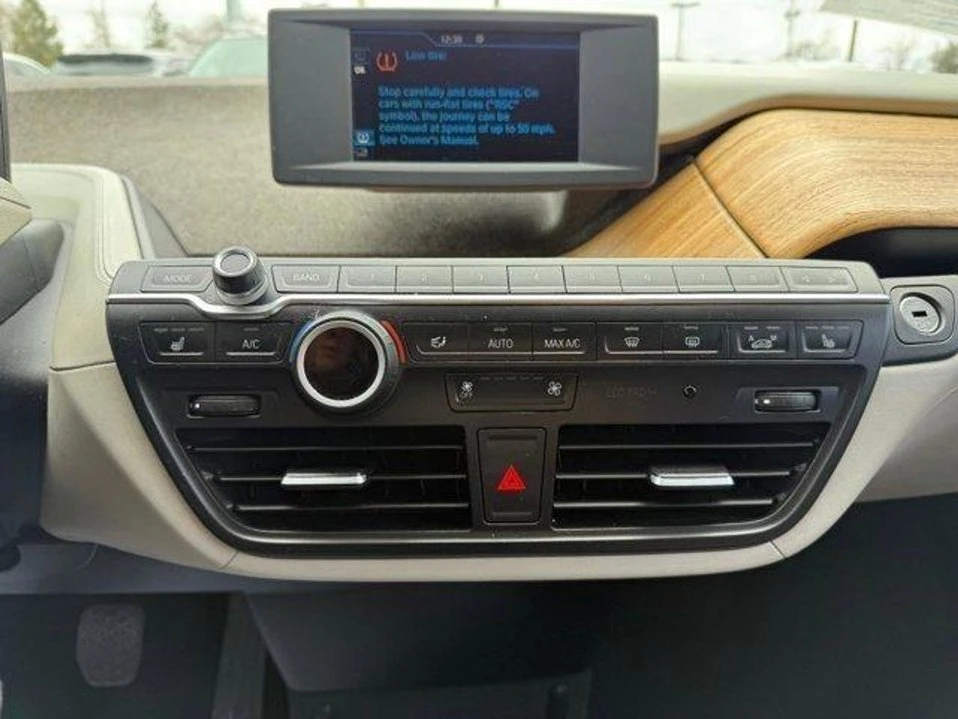 2014 BMW i3 - Image 15 of 15
