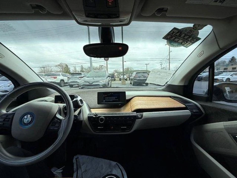 2014 BMW i3 - Image 2 of 15