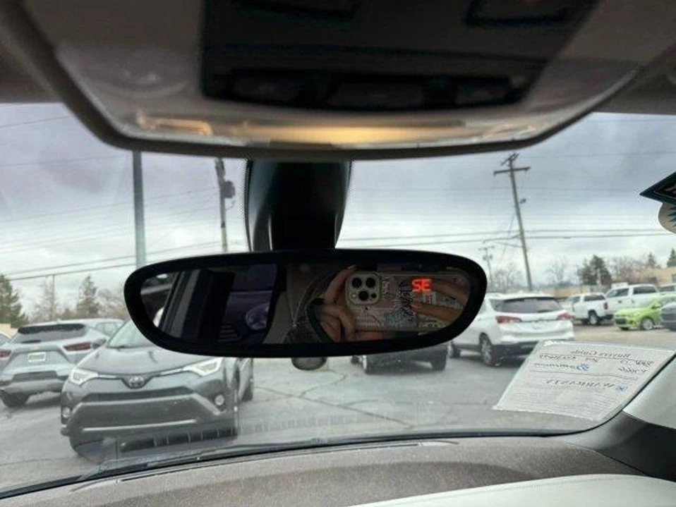 2014 BMW i3 - Image 14 of 15