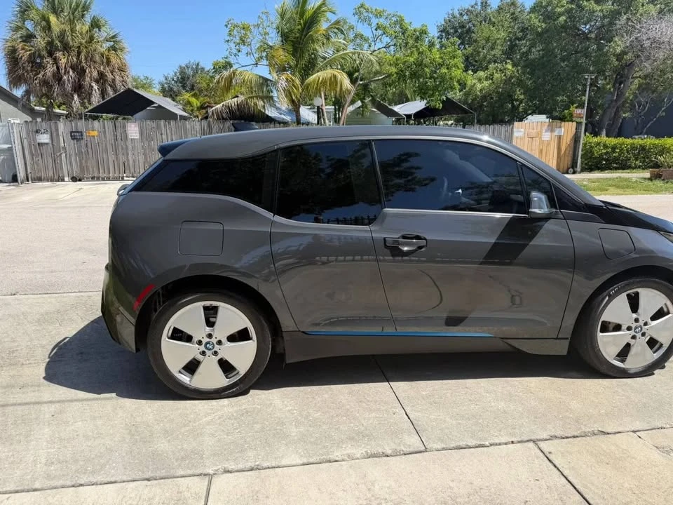 2014 BMW i3 - Image 10 of 20