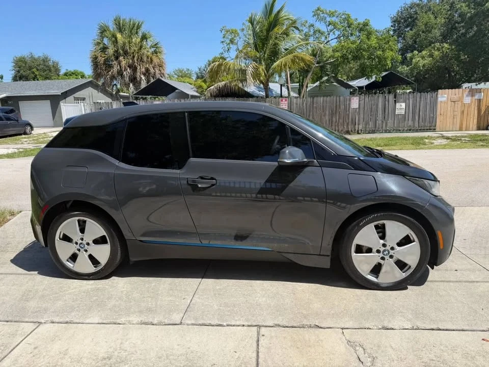 2014 BMW i3 - Image 9 of 20