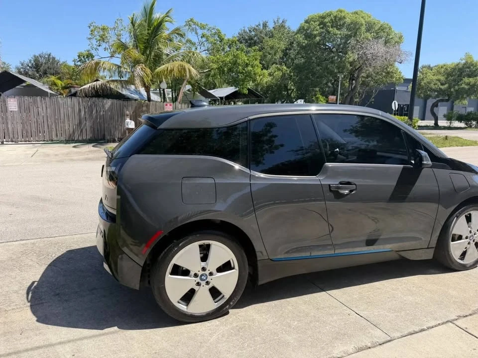 2014 BMW i3 - Image 11 of 20