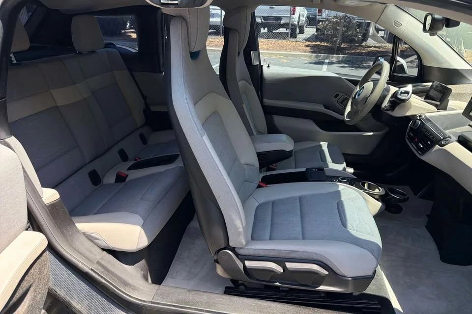 2014 BMW i3 - Image 16 of 20