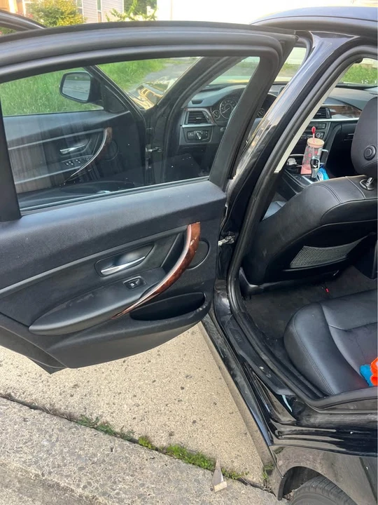 2014 BMW i3 - Image 14 of 18