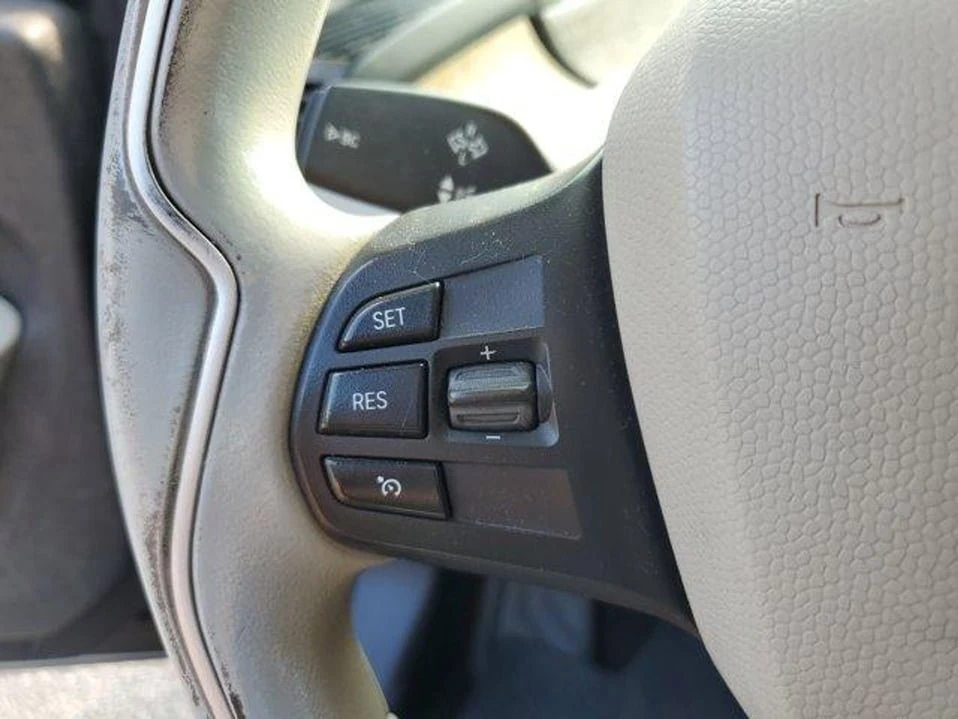 2014 BMW i3 - Image 18 of 20