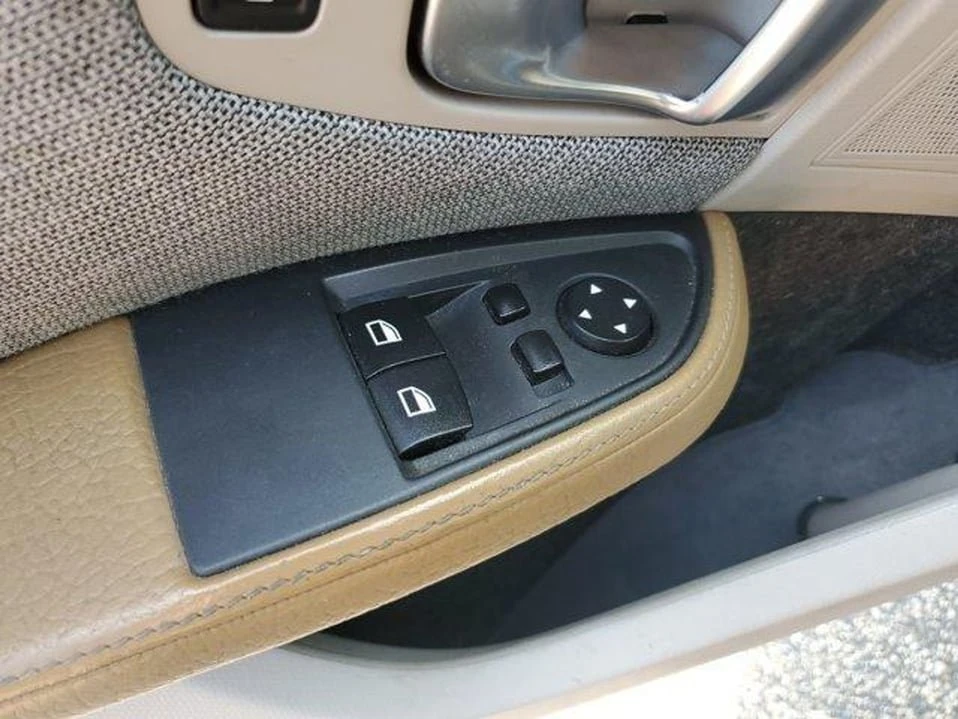 2014 BMW i3 - Image 12 of 20
