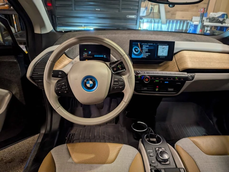 2014 BMW i3 - Image 2 of 6