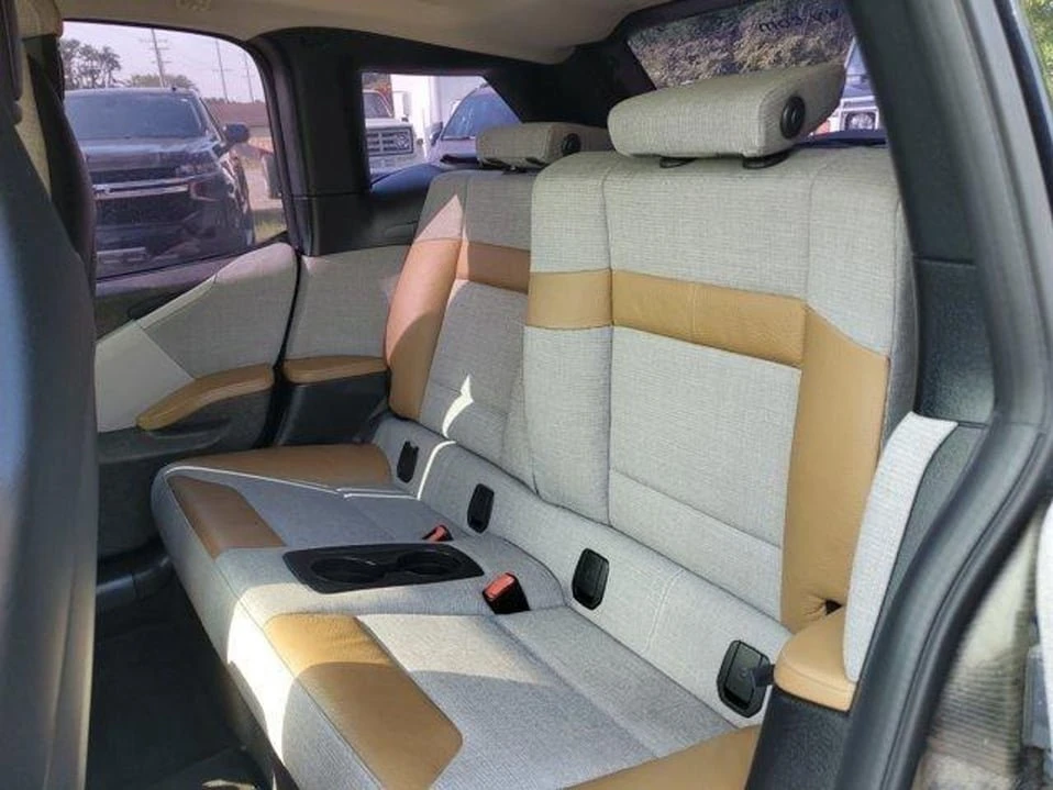 2014 BMW i3 - Image 9 of 20