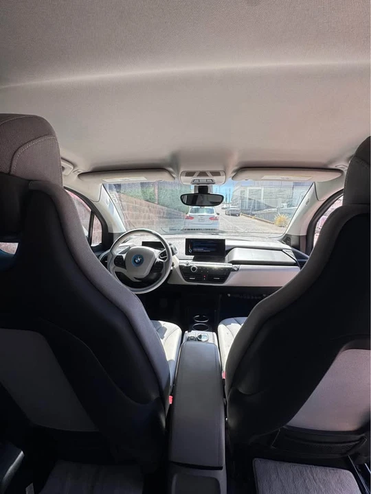 2014 BMW i3 - Image 11 of 12