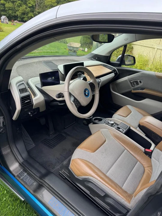 2014 BMW i3 - Image 7 of 9