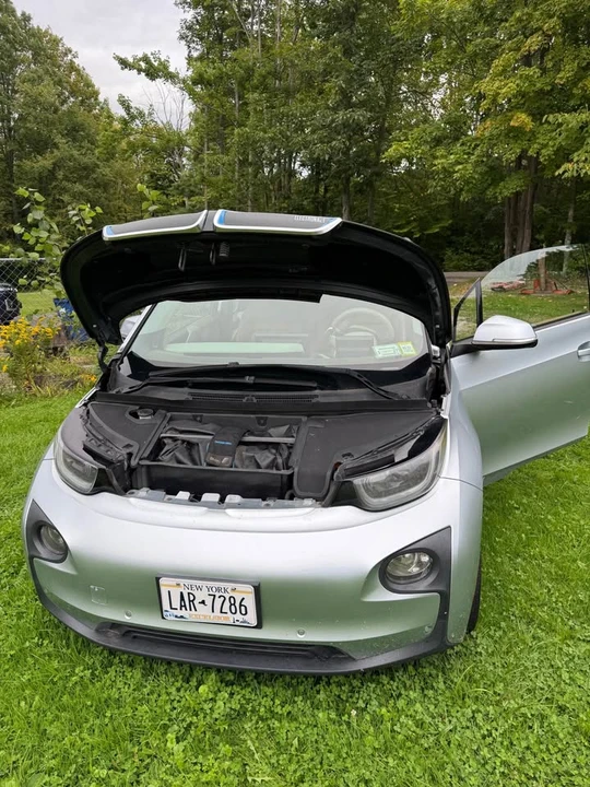 2014 BMW i3 - Image 6 of 9