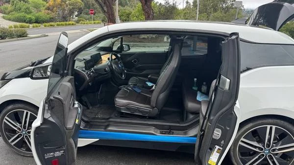 2014 BMW i3 - Image 5 of 10