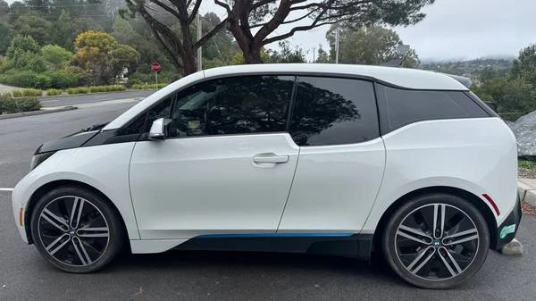 2014 BMW i3 - Image 3 of 10