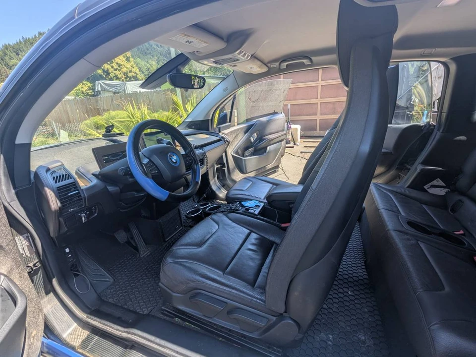 2014 BMW i3 - Image 17 of 17