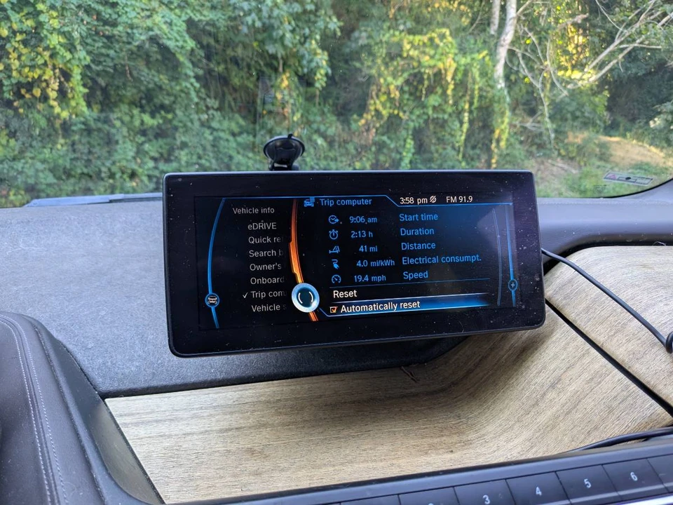 2014 BMW i3 - Image 14 of 17