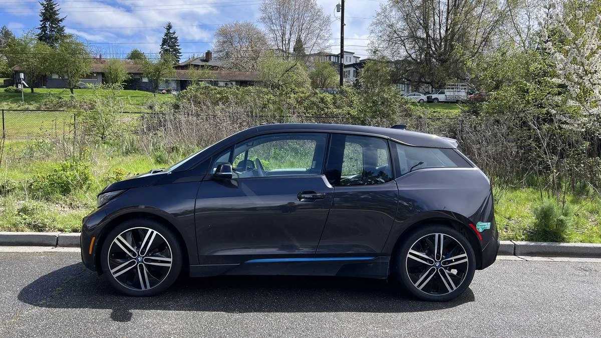 2014 BMW i3 - Image 2 of 15