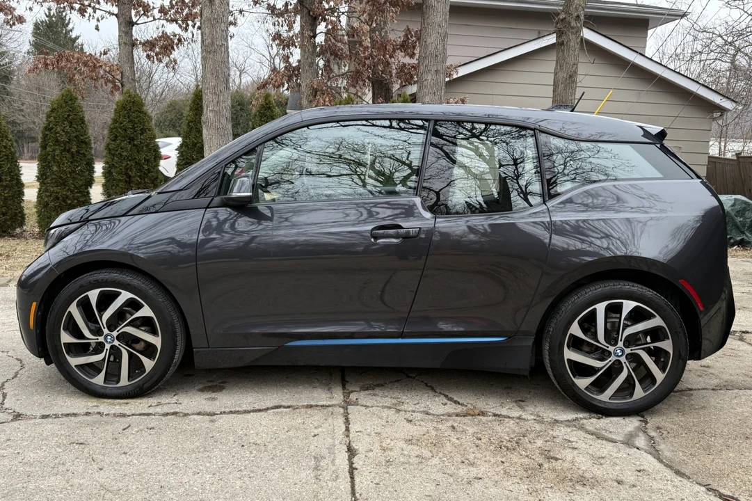 2014 BMW i3 - Image 3 of 7