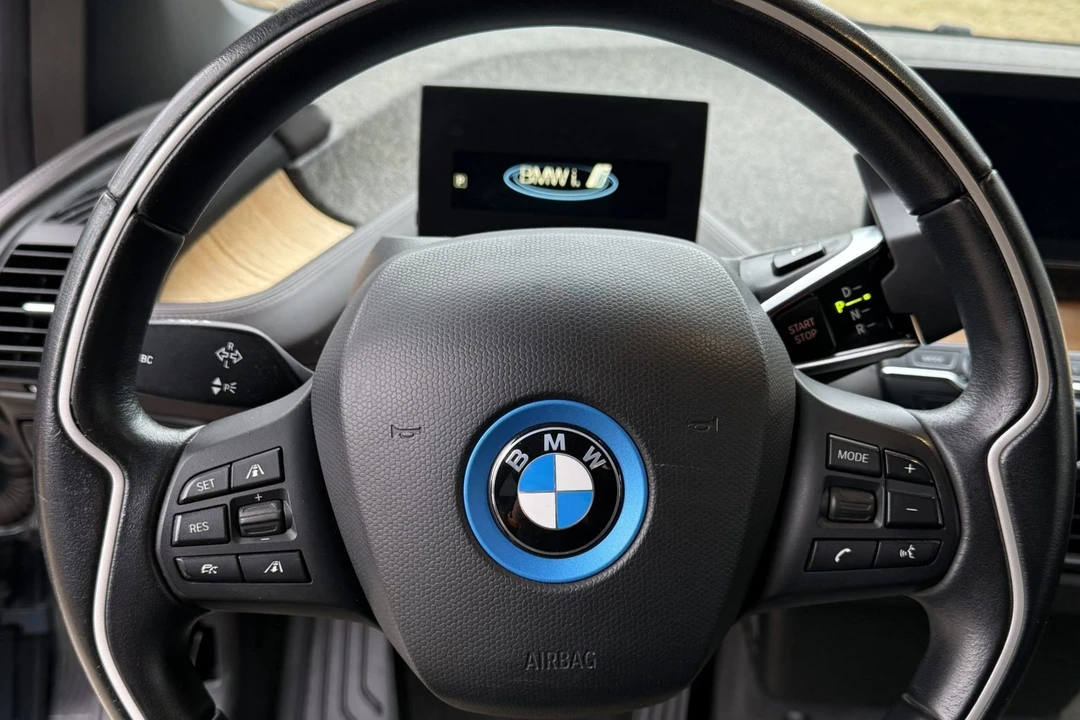 2014 BMW i3 - Image 5 of 7