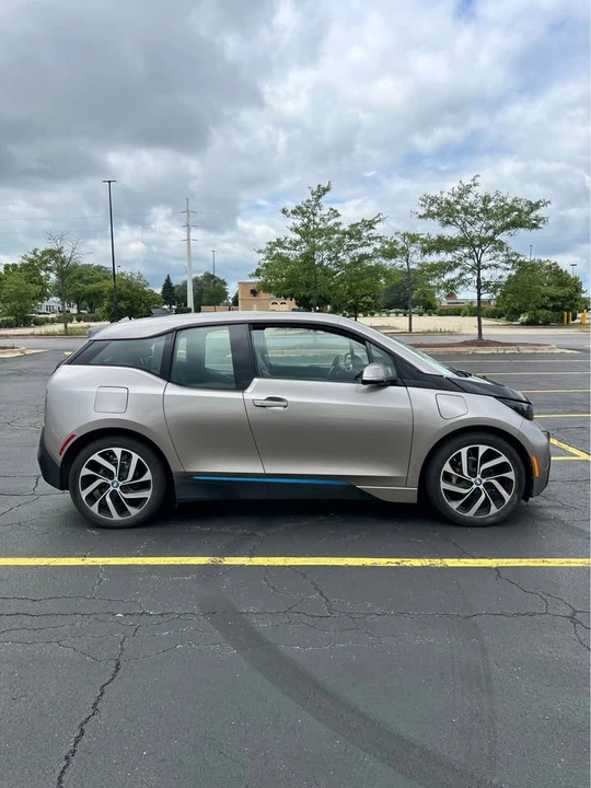 2014 BMW i3 - Image 3 of 11