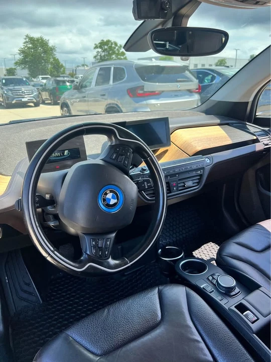 2014 BMW i3 - Image 9 of 11