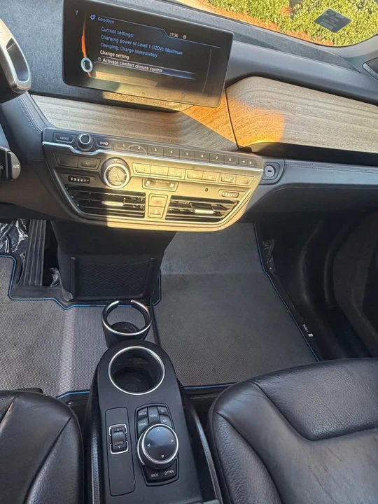 2014 BMW i3 - Image 11 of 14