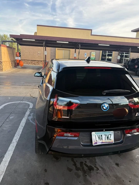 2014 BMW i3 - Image 4 of 7