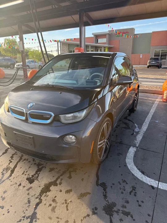 2014 BMW i3 - Image 2 of 7