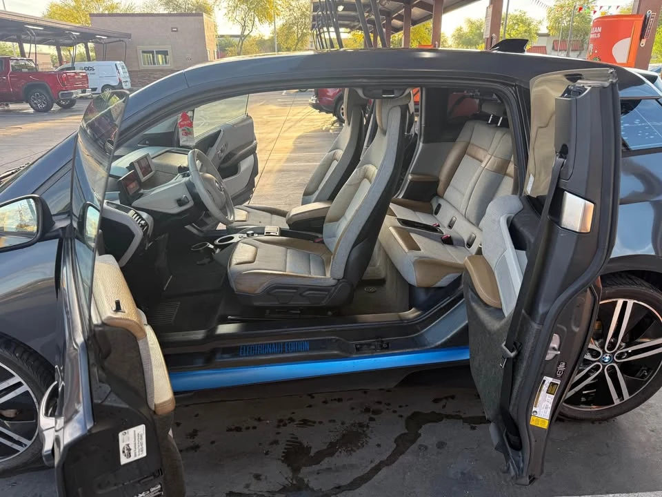 2014 BMW i3 - Image 3 of 7