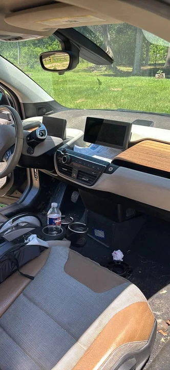 2014 BMW i3 - Image 13 of 15