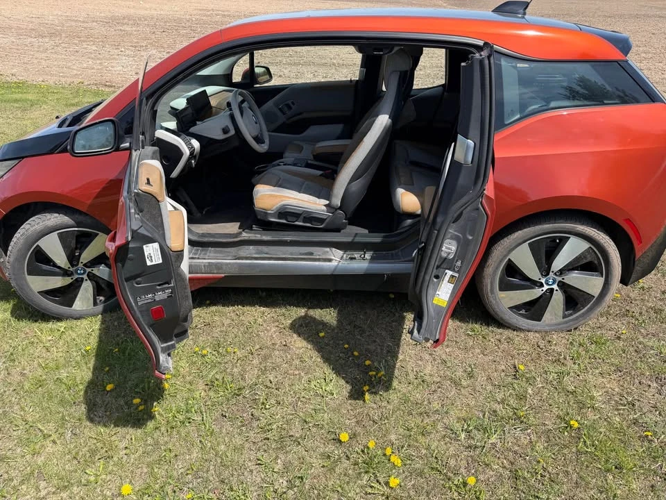 2014 BMW i3 - Image 7 of 12
