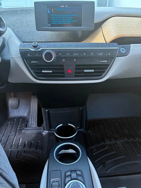 2014 BMW i3 - Image 7 of 14