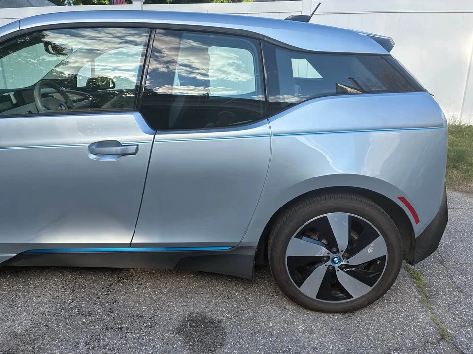 2014 BMW i3 - Image 9 of 14