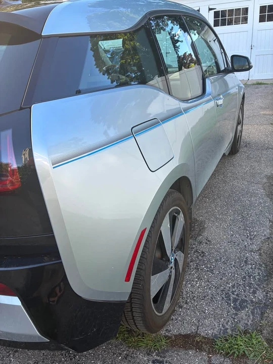 2014 BMW i3 - Image 11 of 14
