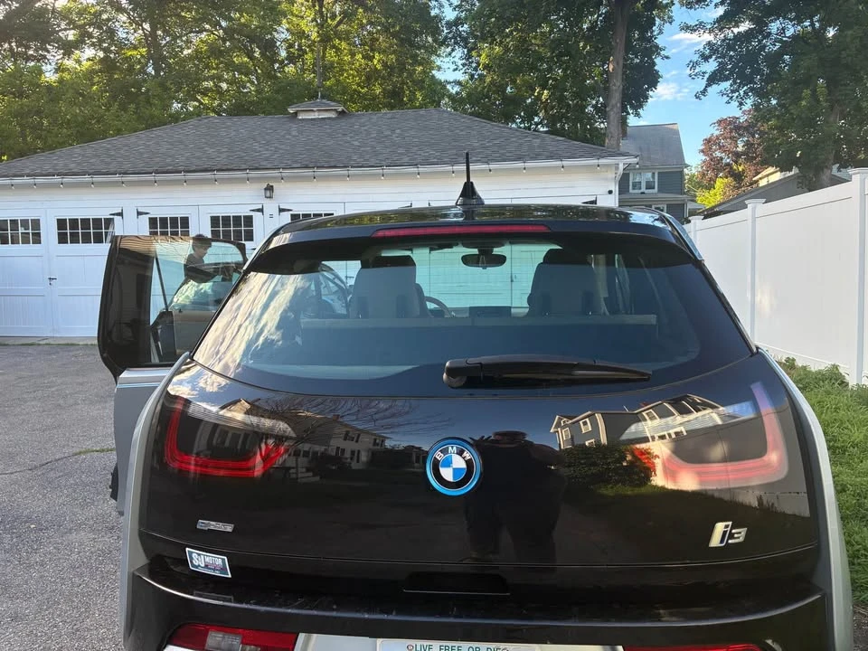 2014 BMW i3 - Image 10 of 14
