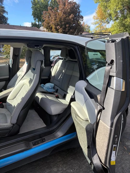 2014 BMW i3 - Image 10 of 14
