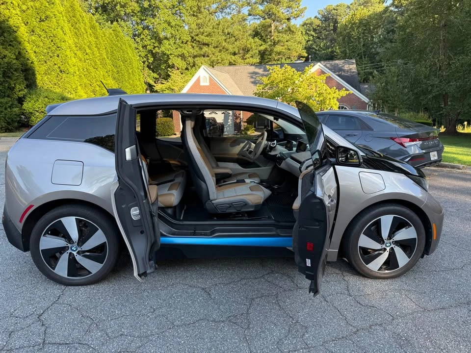 2014 BMW i3 - Image 5 of 8