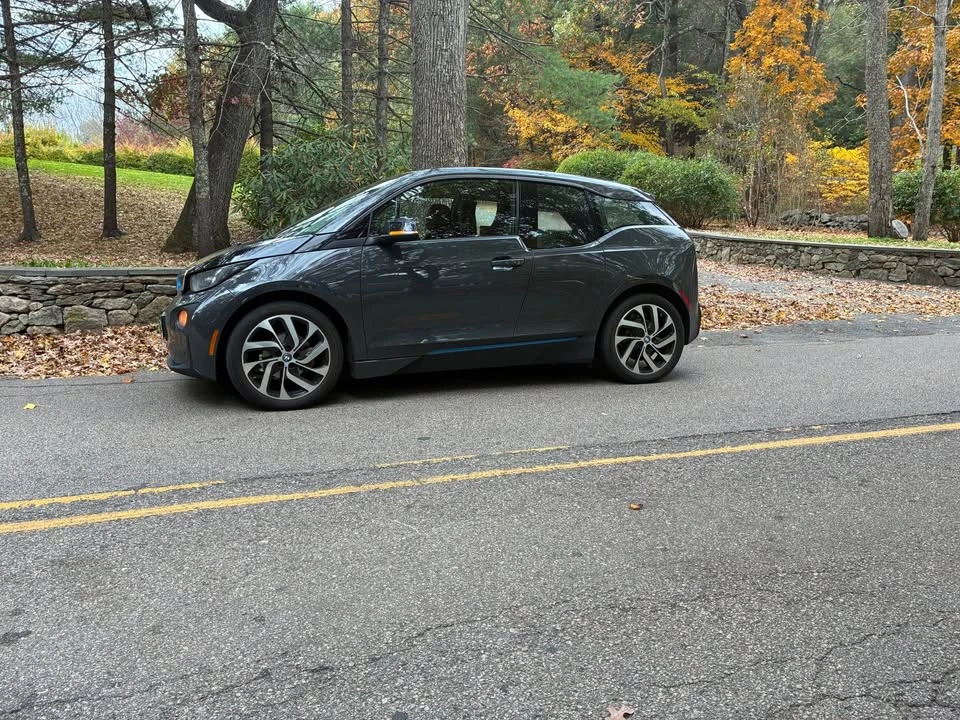 2014 BMW i3 - Image 3 of 10