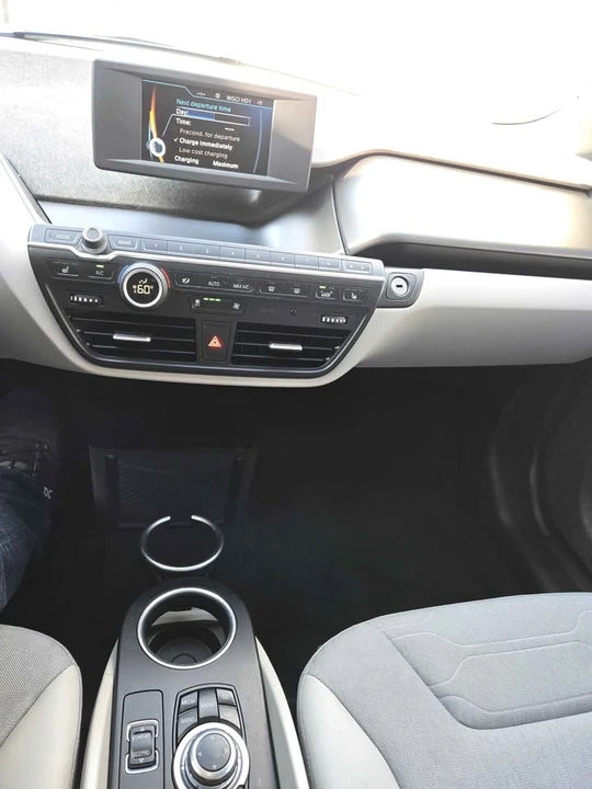 2014 BMW i3 - Image 11 of 20